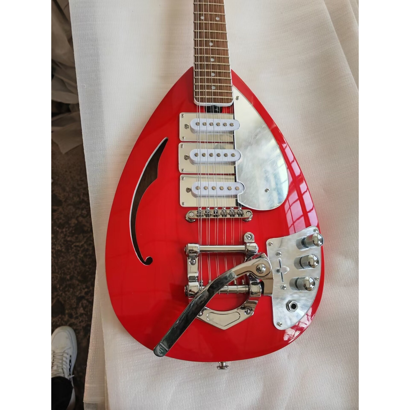 Guitarra Eléctrica de 12 Cuerd - Dobro Resonator Guitar reseña y precio